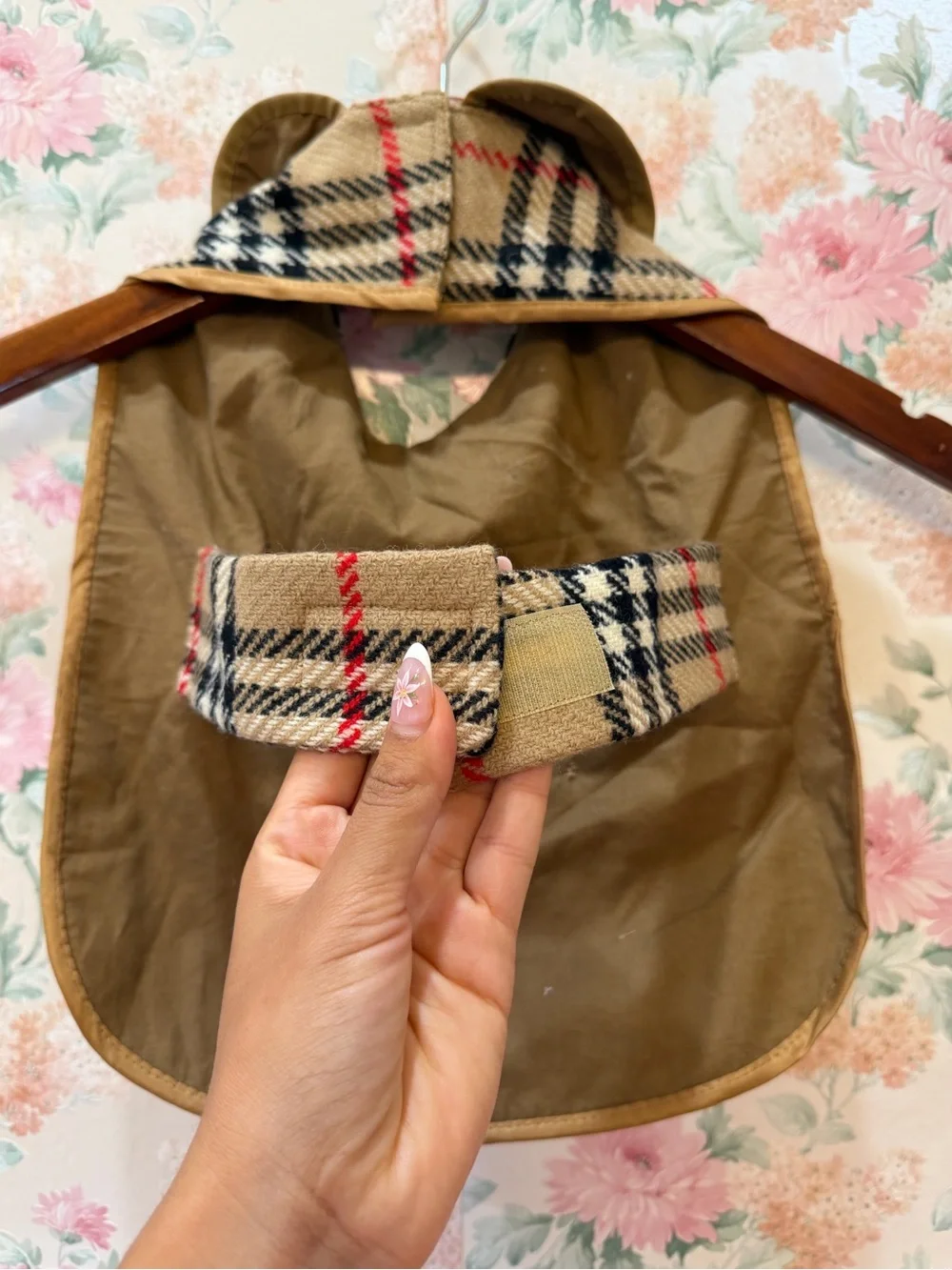 Burberrys Vintage dog coat Check Tan Plaid